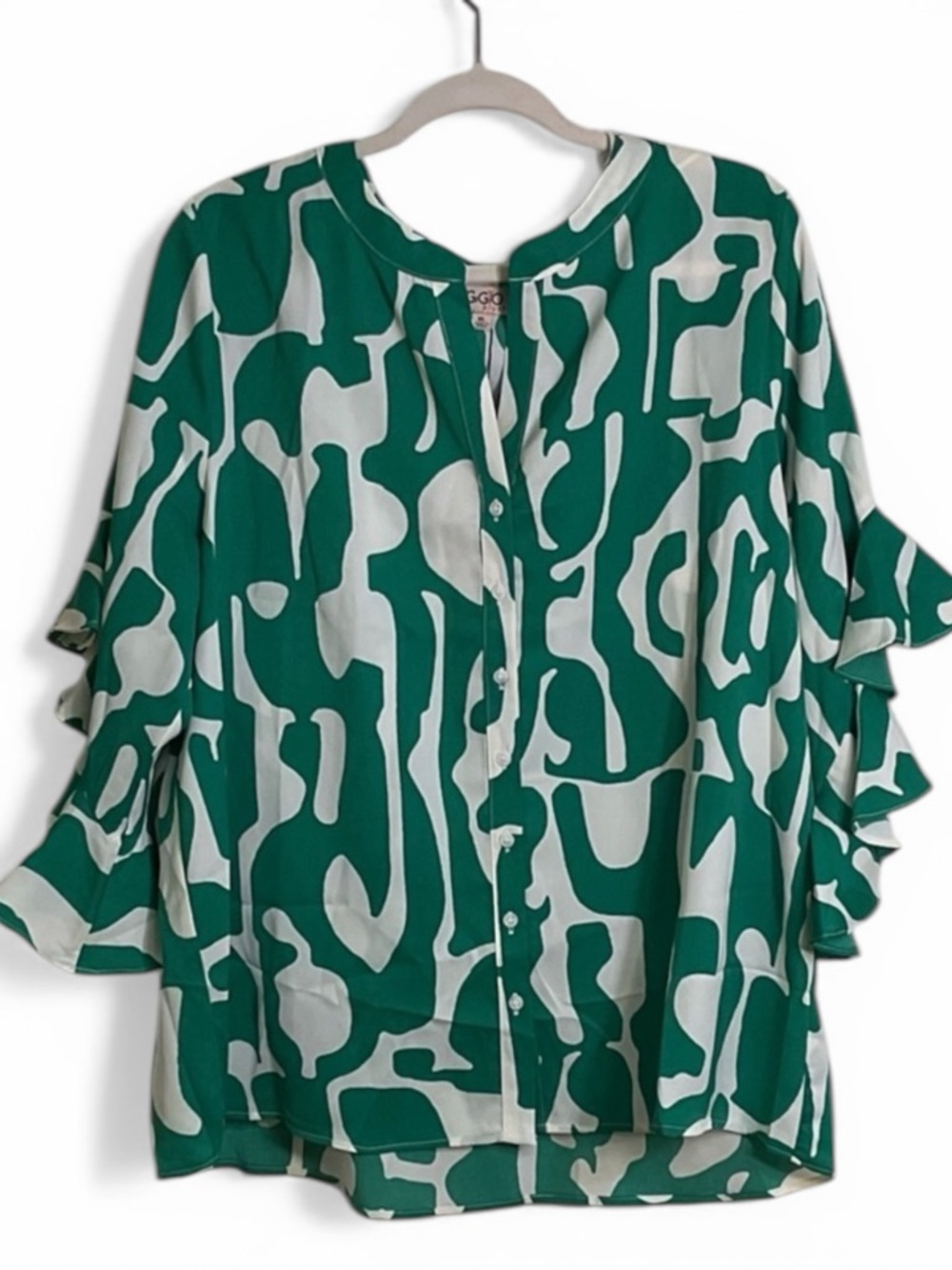 NWT Plus Size Green Patterned Women's Top